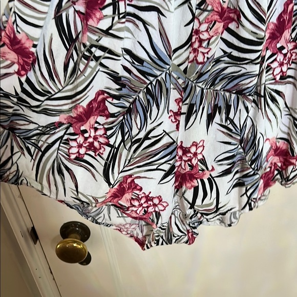 Tropical Floral Off-Shoulder Romper Maxi - Picture 2 of 8